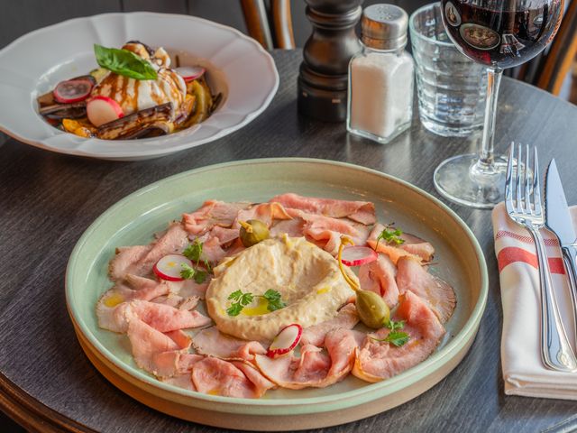 Le Petit Elysée Zenchef_lepetitelysee_paris_5.jpg